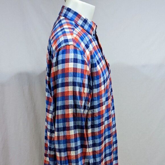 L.L. Bean button down shirt - Picture 5 of 5